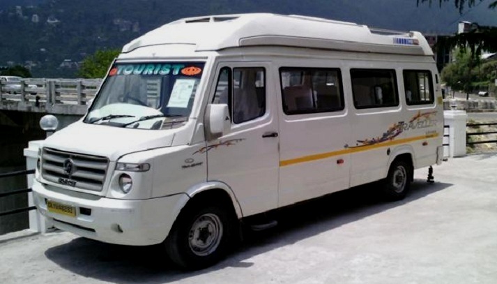 luxury tempo traveller manali